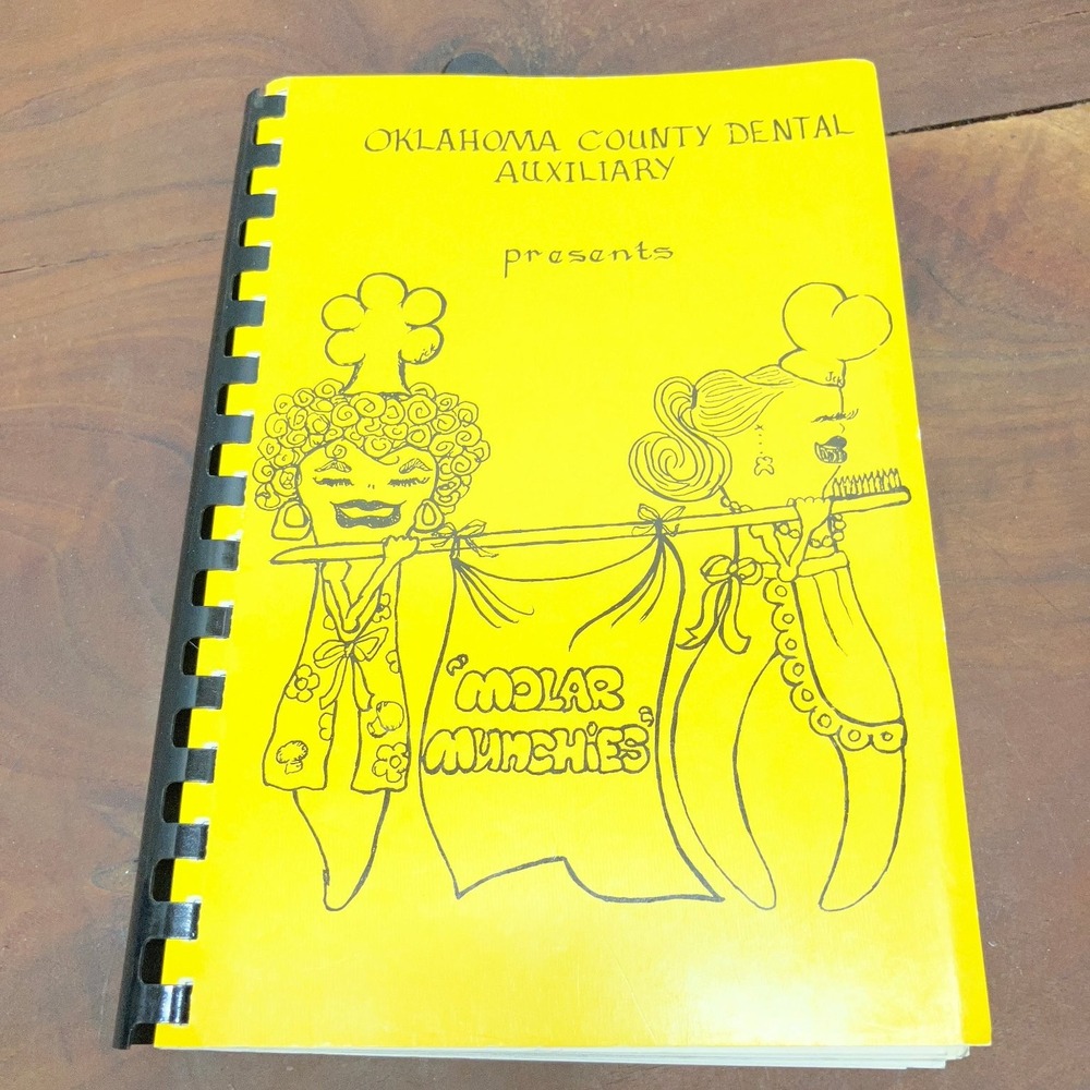 Molar & Munchies Oklahoma County Dental Auxiliary Cookbook 1977 Vintage Recipes